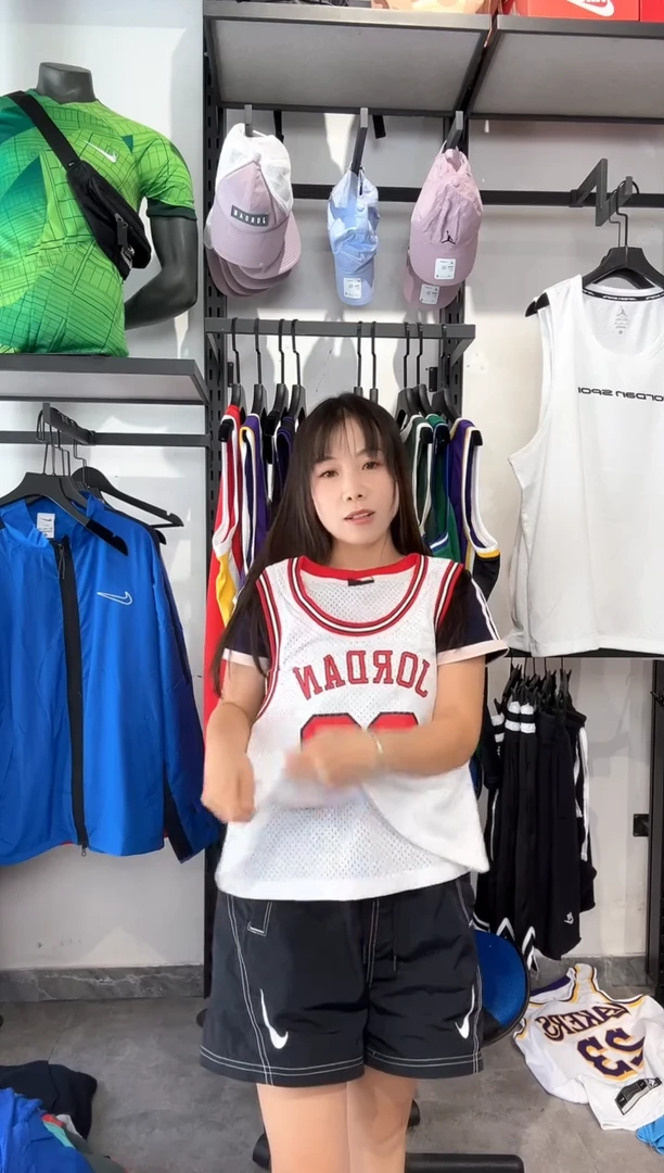 1786编码 瑕疵修复以直播间讲解为准 尺码L165