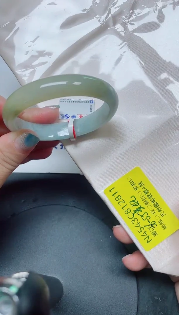 未镶嵌手镯翡翠55-56贵/12811