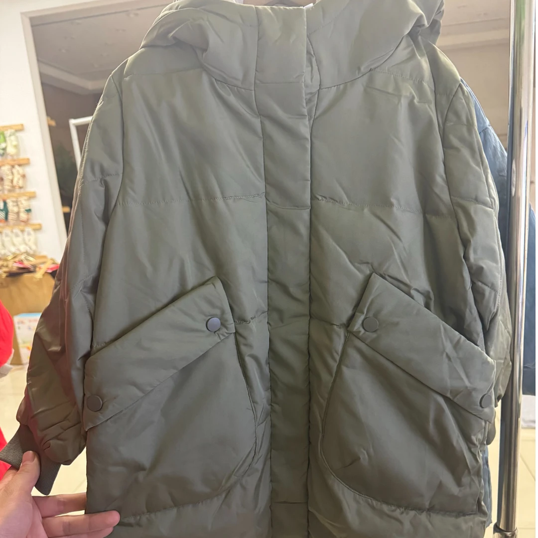 13966高端专享冬款休闲羽绒服绿色