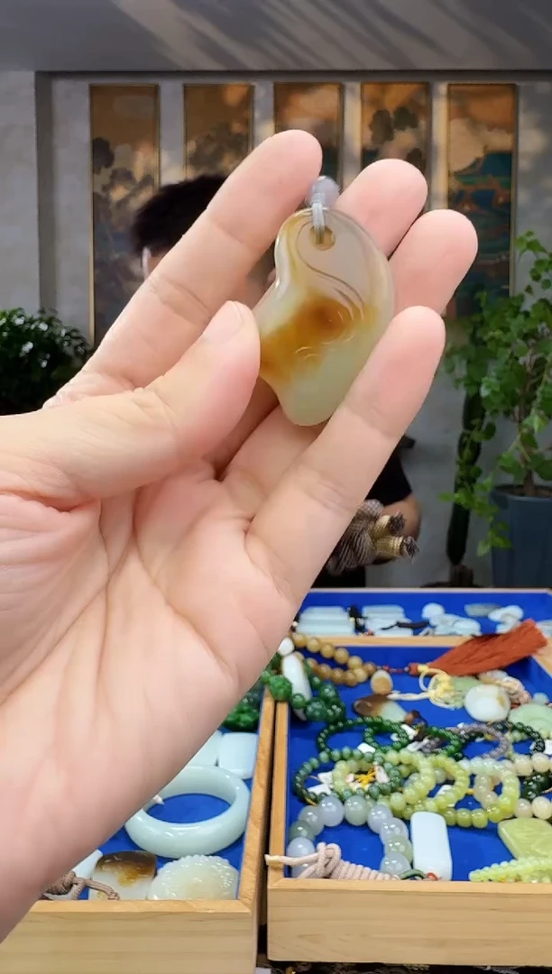 未镶嵌和田玉挂件拍一发一