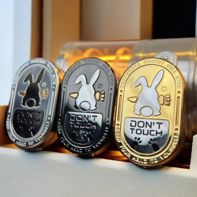 糖神暴躁兔MOT金属edc机械律动推牌解压玩具旋转指尖陀螺减压神器