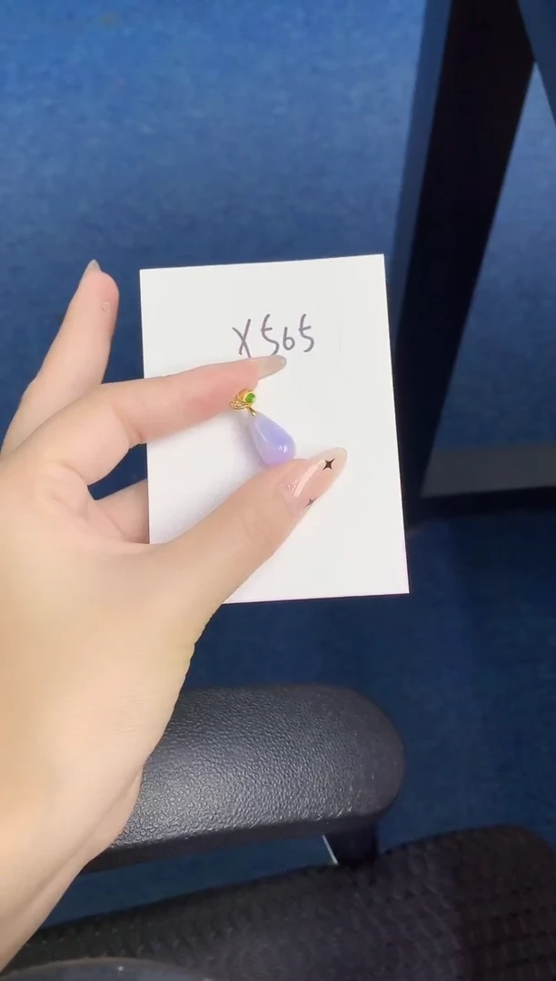 颈饰未镶嵌翡翠缅甸天然翡翠A货