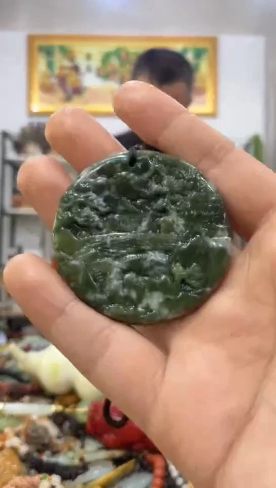 未镶嵌岫玉挂件