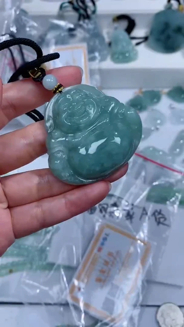 颈饰未镶嵌翡翠吊坠