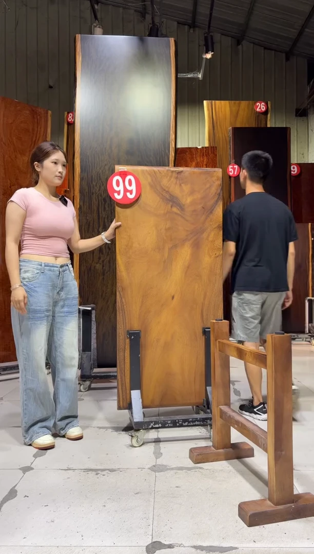 木胡桃木大板尺寸：140*63*6