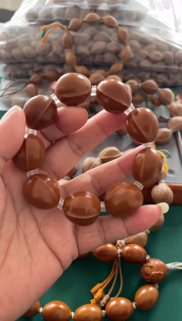 【闪购商品】橄榄核手串梅林铁核鲨鱼背