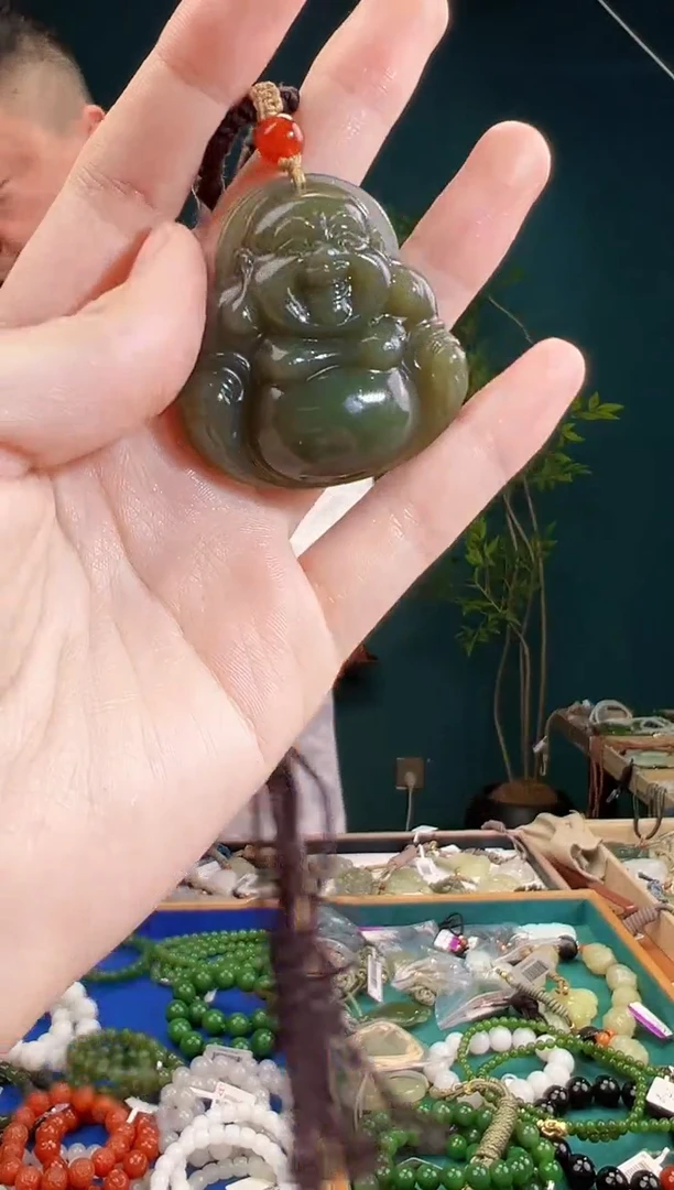 颈饰未镶嵌和田玉一物一证 拍一单发一个