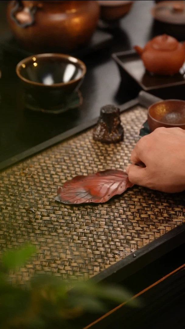 树叶香插  春喜铜 孤品