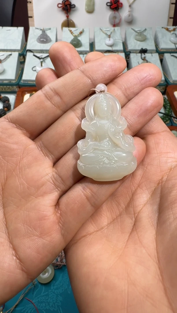 【闪购商品】和田玉颈饰未镶嵌飘带观音