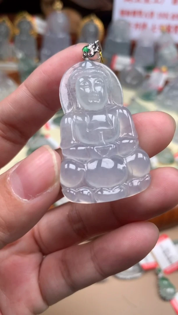 【闪购商品】翡翠颈饰18K金镶嵌观音