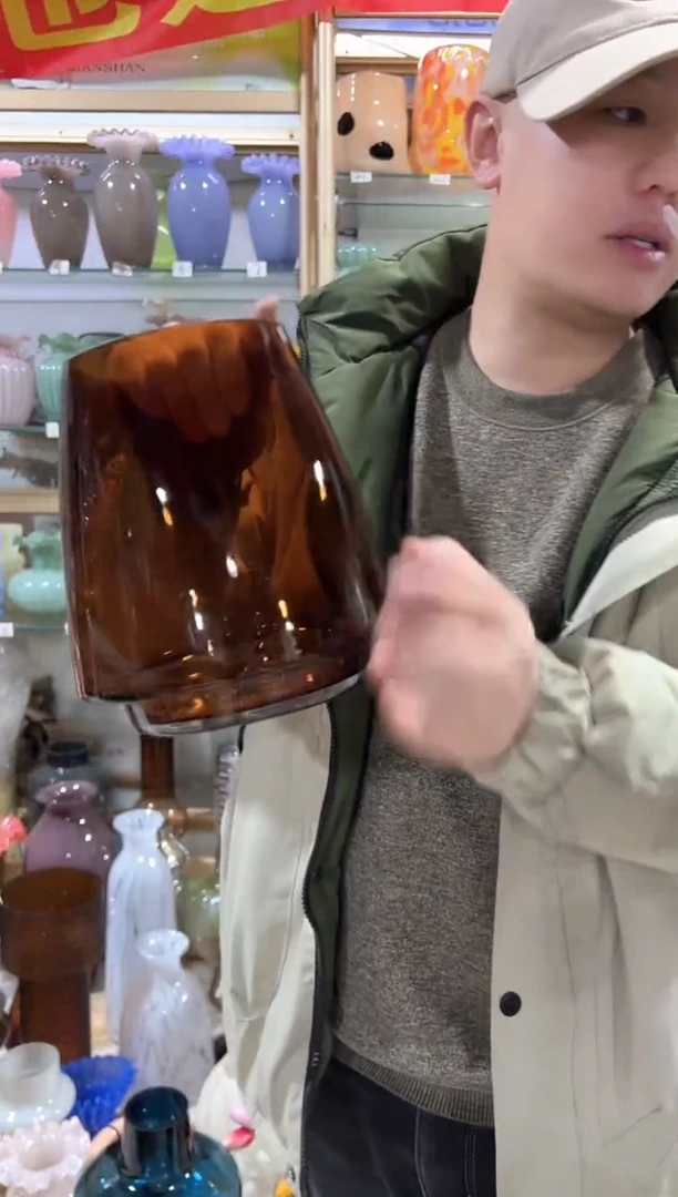 【闪购商品】无铅玻璃琥珀色花瓶微瑕介意勿拍