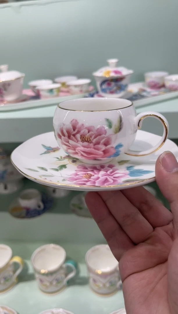 搪瓷             骨瓷