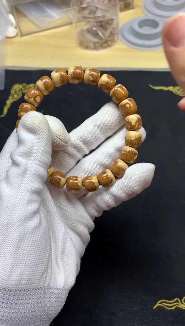 手串紫金鼠闪电购紫金鼠57