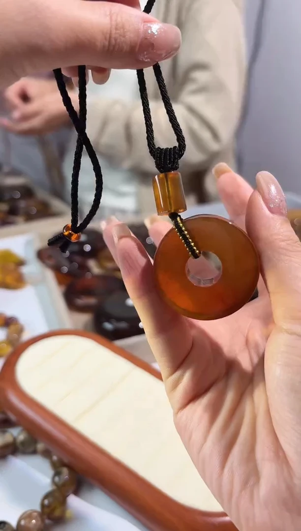 琥珀颈饰未镶嵌0987115
