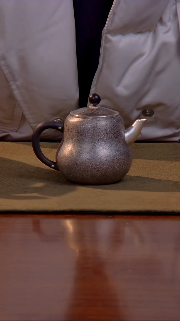 大千手作 葫芦 木纹金 足银 泡壶