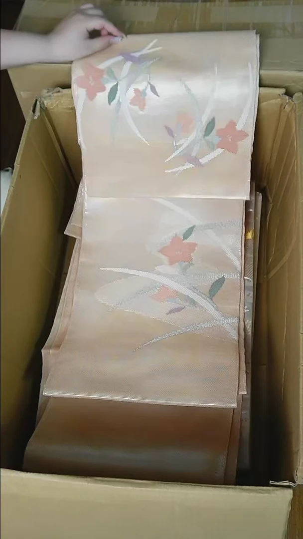 织绣28两通纱罗花卉