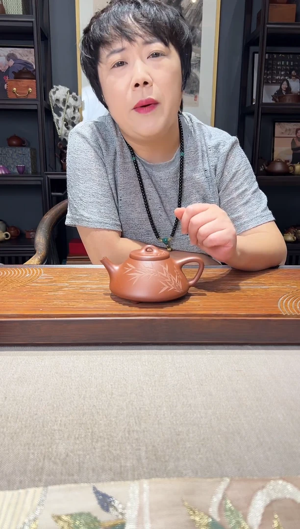 茶壶紫砂子冶石瓢 刻绘