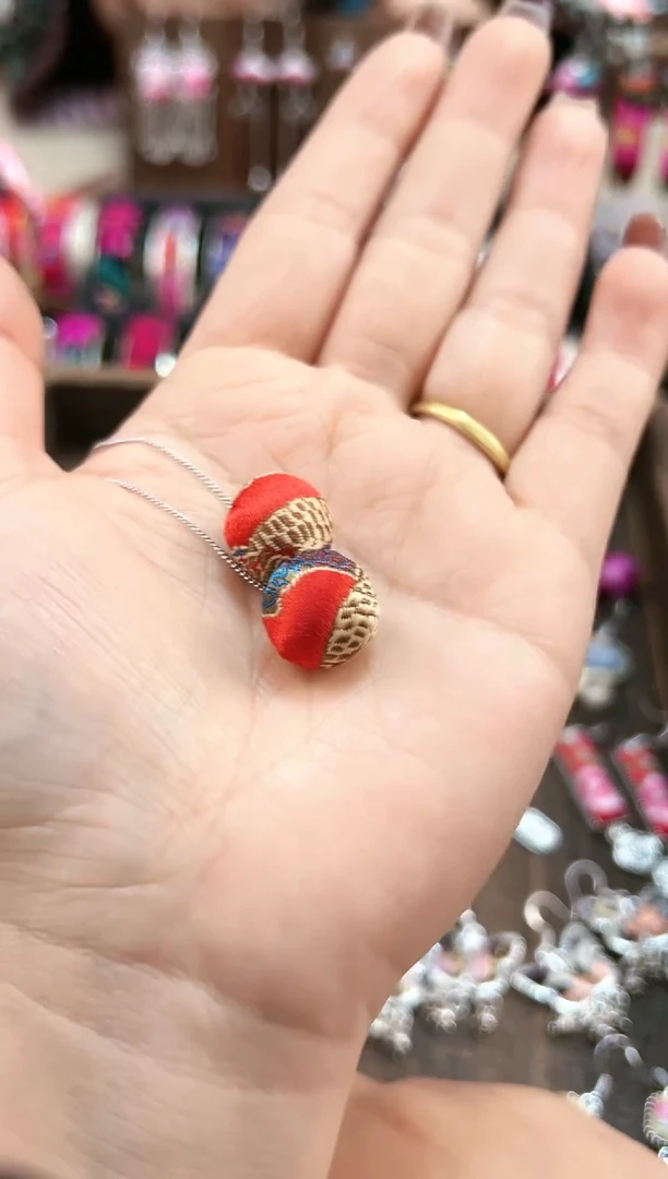 【闪购商品】织绣民族风老绣饰品224