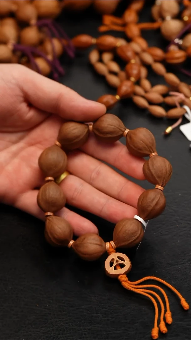 橄榄核吊坠橄榄核