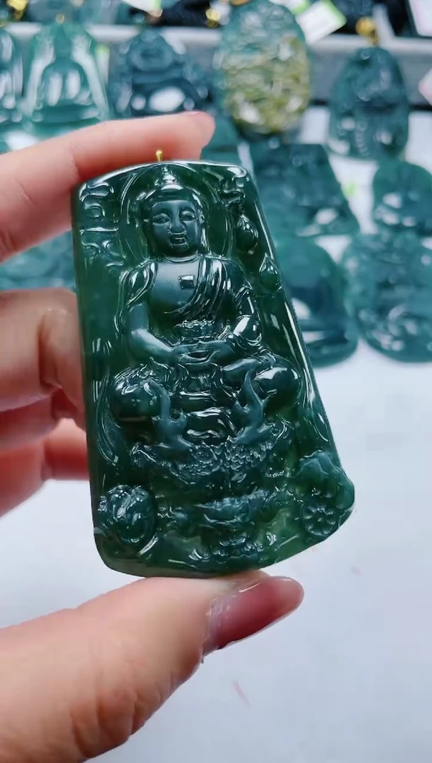 【闪购商品】翡翠颈饰未镶嵌