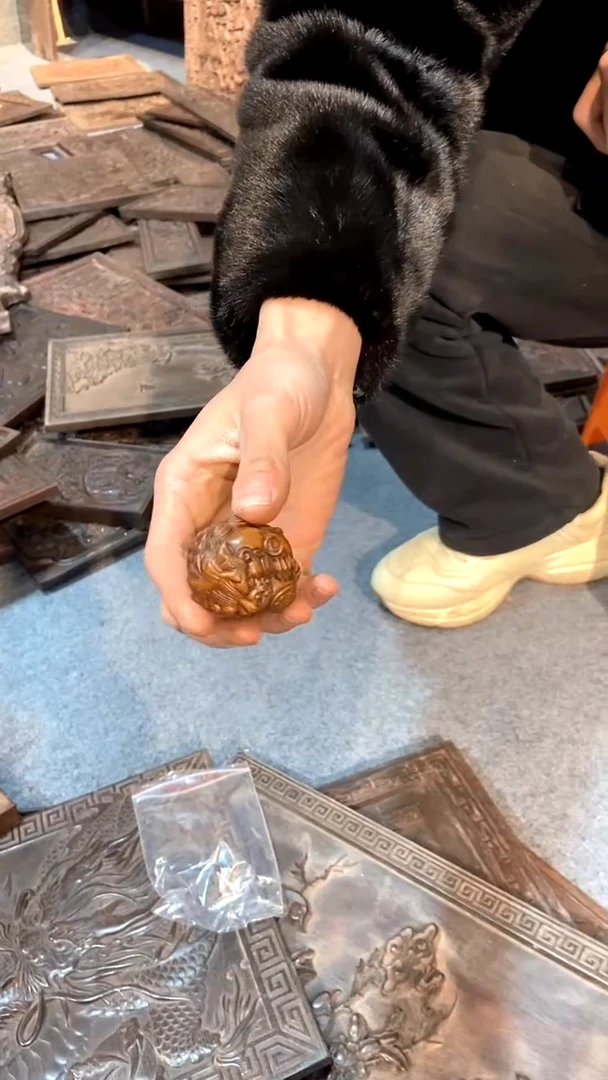 【闪购商品】木紫檀雕刻一物一拍一直播为准