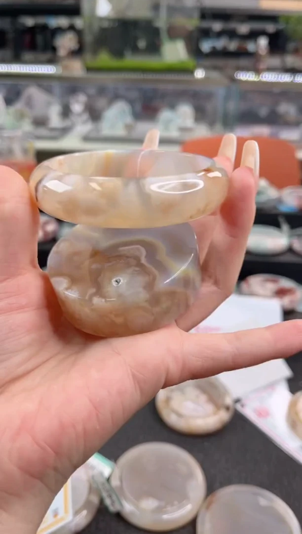 未镶嵌手镯石英质玉62圈口（赠品镯心）125631