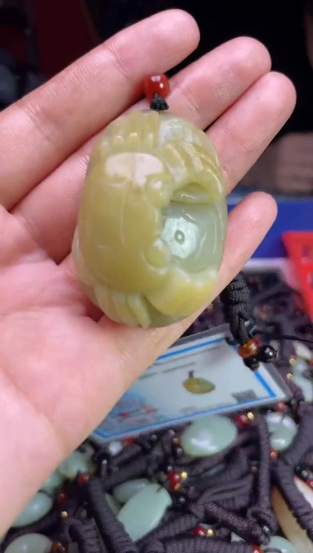 未镶嵌和田玉挂件1