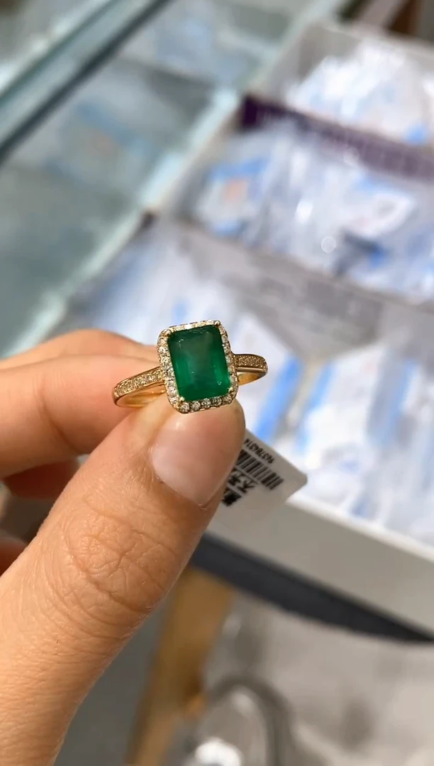 银S925镶嵌戒指祖母绿戒指