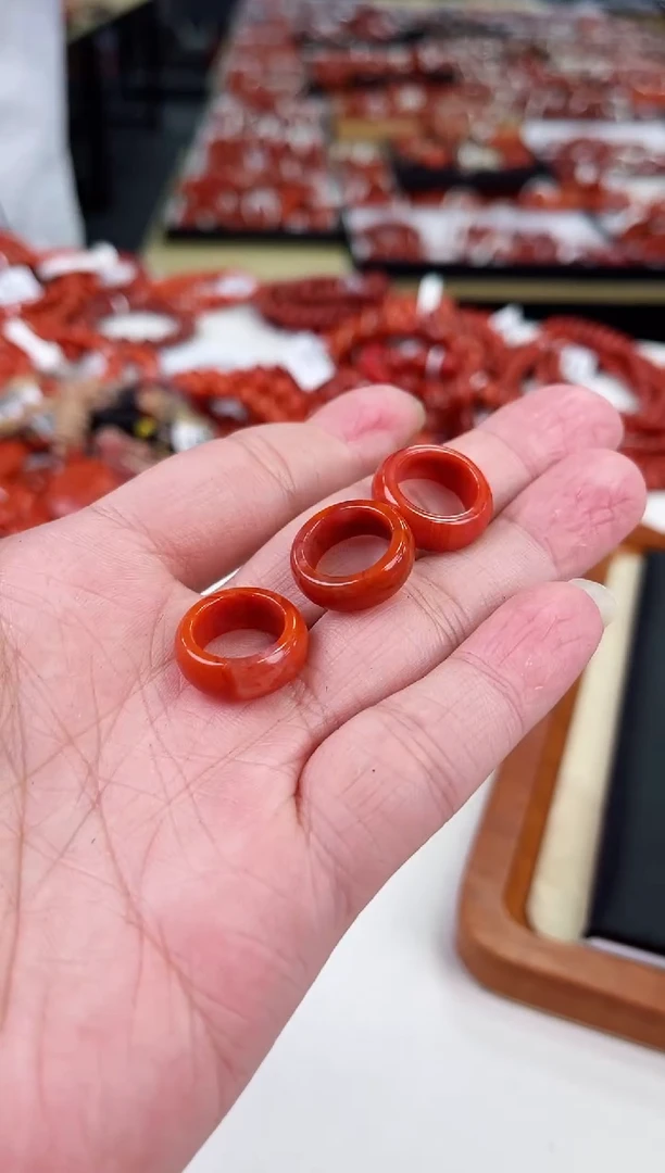 【闪购商品】南红玛瑙跑环12+未镶嵌（多样式发其一）