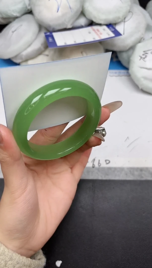 未镶嵌手镯石英质玉302-58-59
