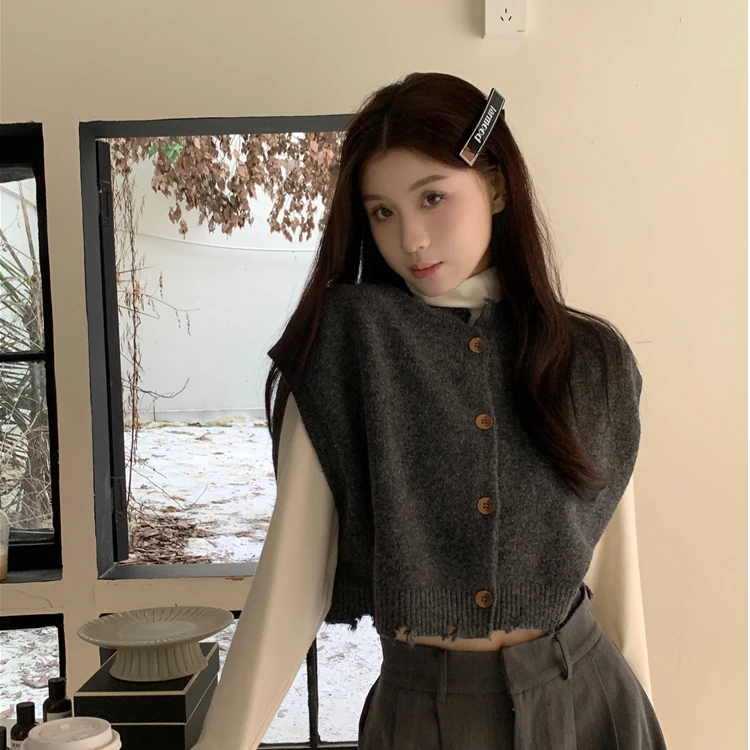 春秋新款叠穿搭马甲宽松气质针织毛衣开衫短款外搭无袖背心上衣女