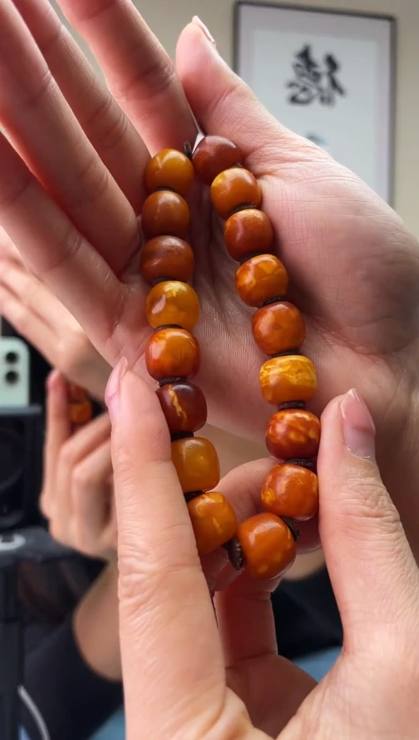 琥珀未镶嵌珠宝奇石T0假一罚十，多样性发一件