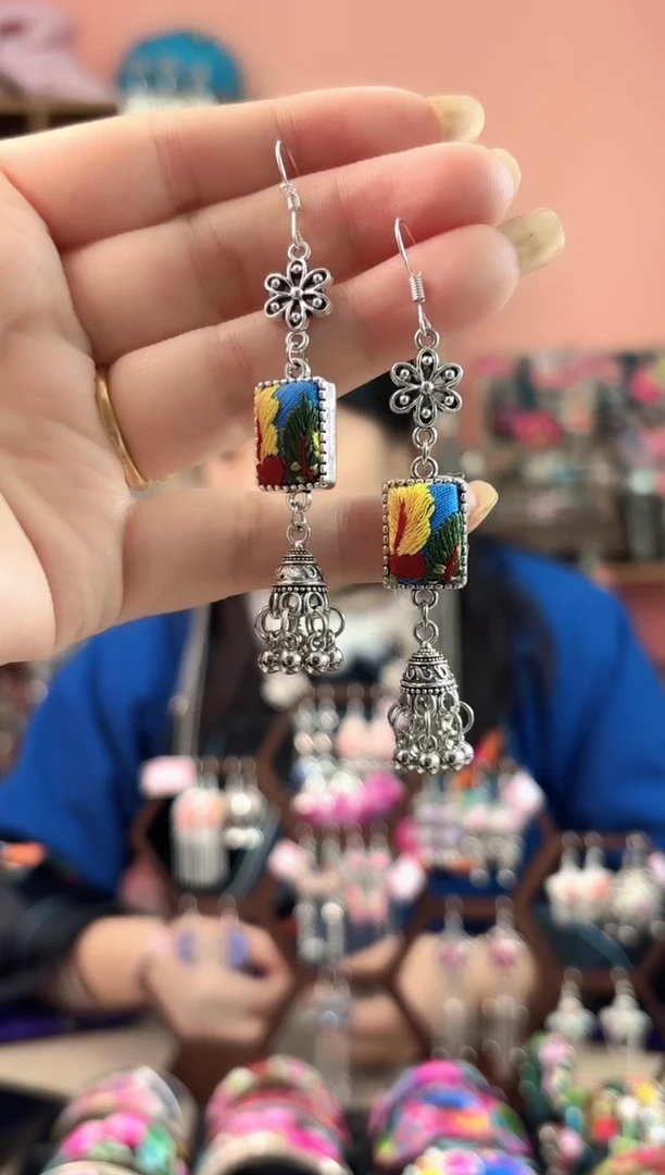 艺枝独绣手工饰品83