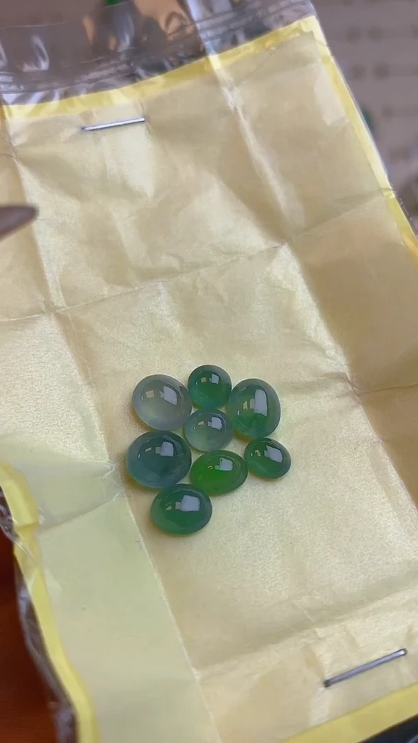 【闪购商品】翡翠耳饰未镶嵌天然A货翡翠206