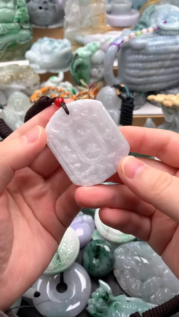 吊坠(不含链)未镶嵌翡翠1