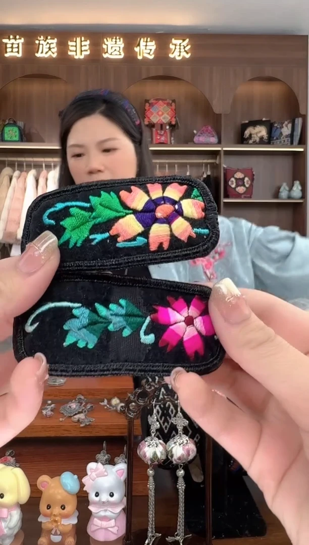 【闪购商品】织绣扶光苗绣传承308
