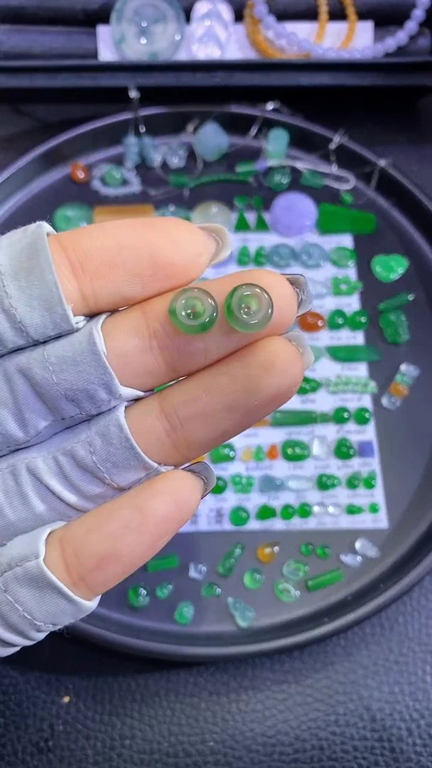 未镶嵌挂件翡翠扣子