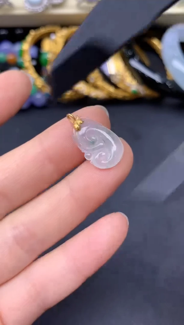 颈饰18K金镶嵌翡翠56-雪姐翡翠天天见
