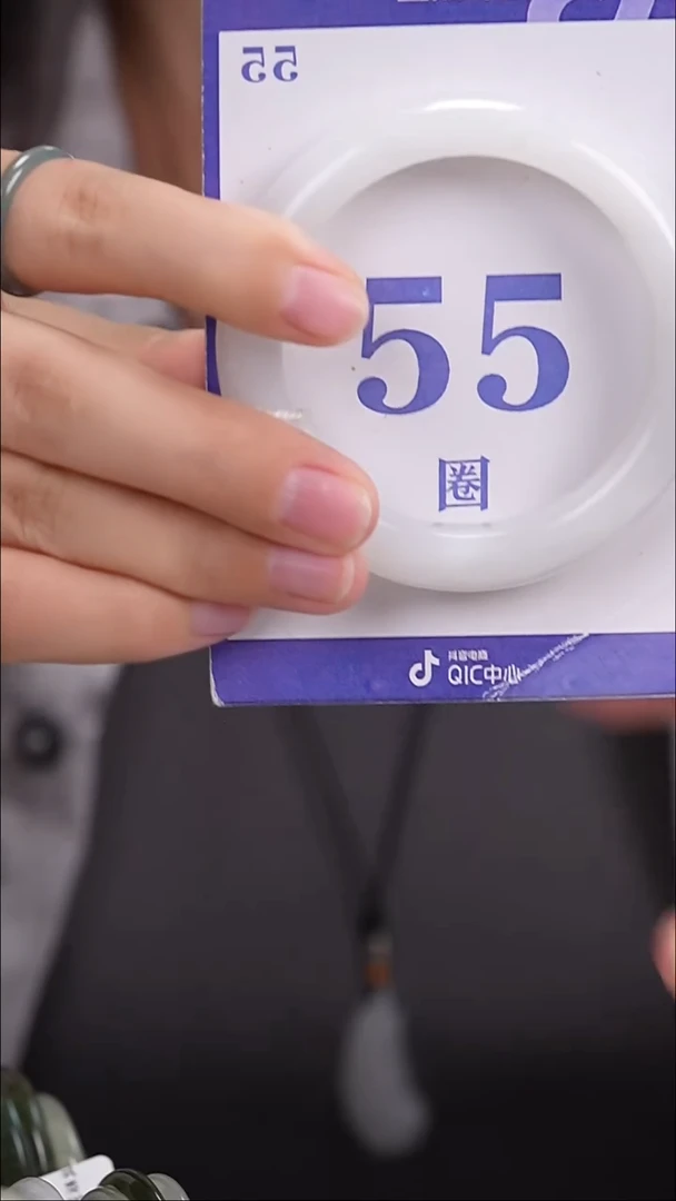 未镶嵌手镯和田玉31