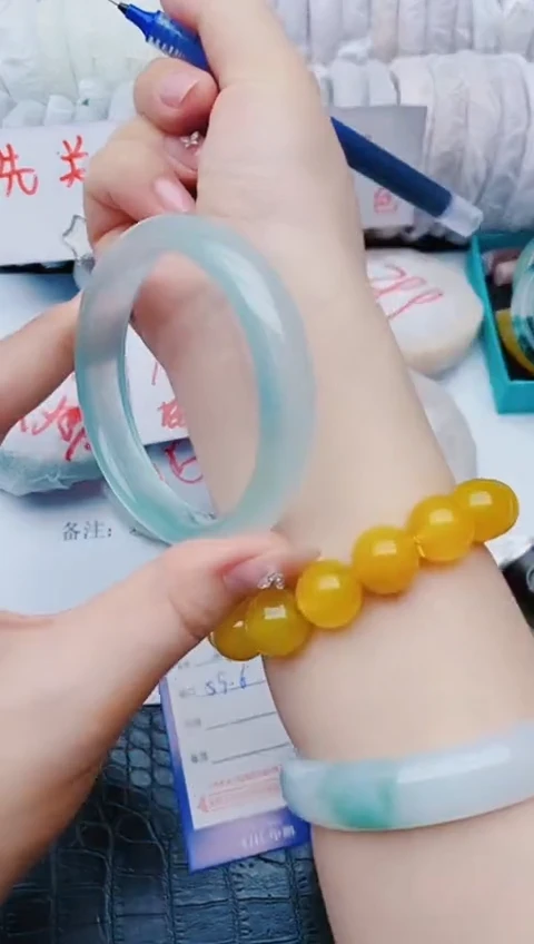 未镶嵌手镯石英质玉w64+59-60