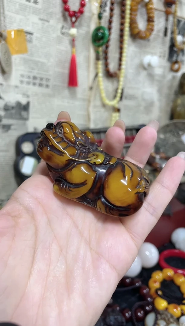 未镶嵌蜜蜡裸石主播推荐主播推荐