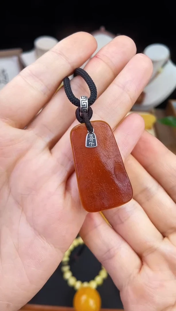 琥珀未镶嵌珠宝奇石柒月