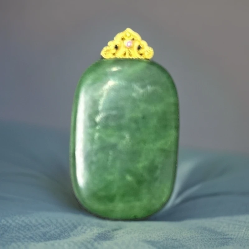 天然和田玉 俄料碧玉银镶无事牌  1401