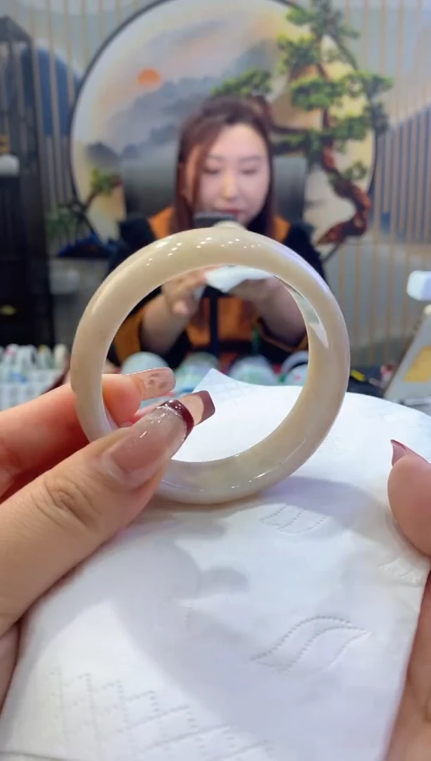 【闪购商品】翡翠手镯未镶嵌00009744