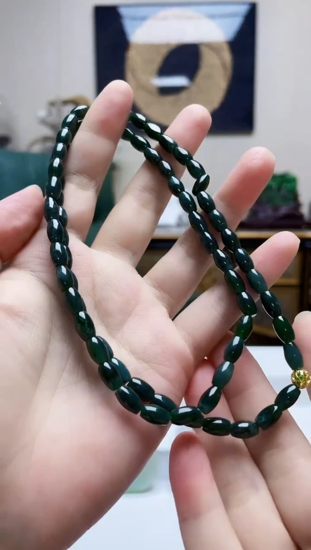 未镶嵌定制翡翠吊坠180