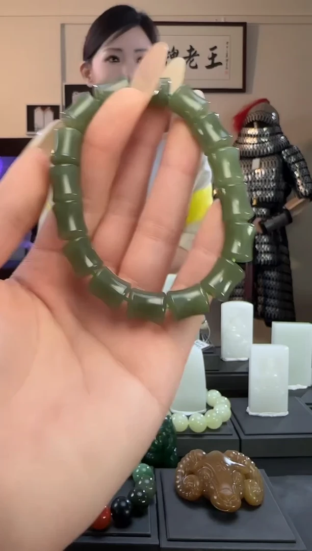 颈饰未镶嵌和田玉青黄口竹节手串