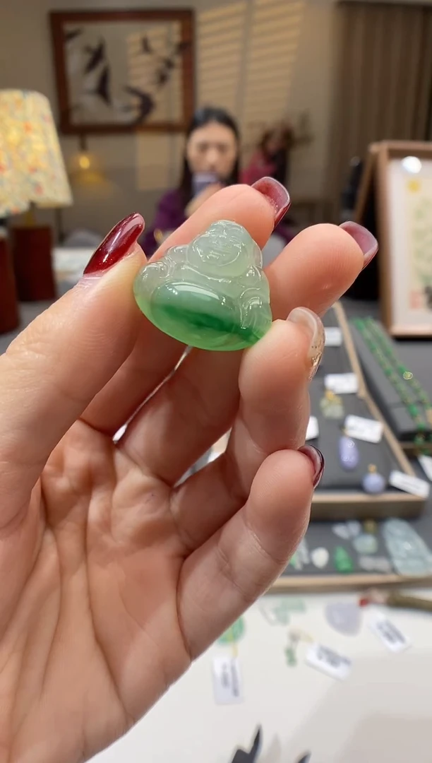 【闪购商品】翡翠颈饰未镶嵌佛公