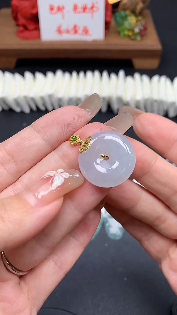 【闪购商品】翡翠吊坠(不含链)18K金镶嵌MS152820