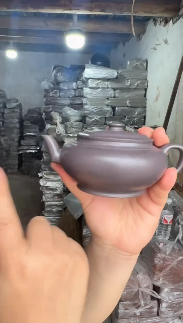 茶壶紫砂大水潭天青紫砂壶