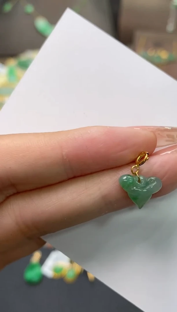 【闪购商品】翡翠颈饰18K金镶嵌净货11046